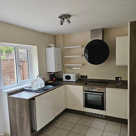 Linday'S Flat 2 Bedroom House Birmingam Exterior foto